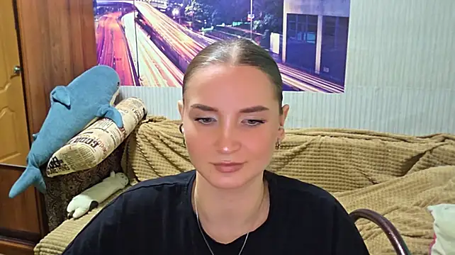 AudrieEdgmon Adlı Modelin Canlı XXX Sohbeti