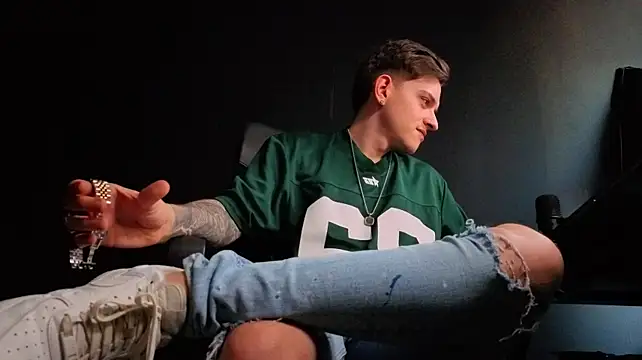 Czat XXX na żywo – FelixStarkk