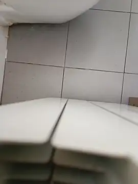 misterBigDick19: διαδικτυακό σόου στην κάμερα