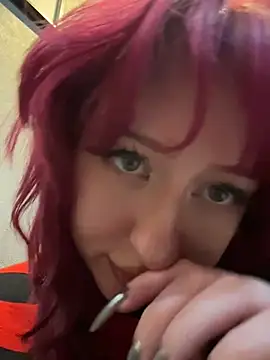 RonnieKiss Chat XXX in diretta