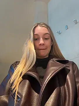 SashaCatt's Live XXX Chat