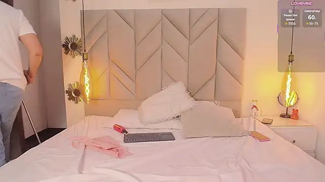 AxelandVioleta Chat XXX in diretta