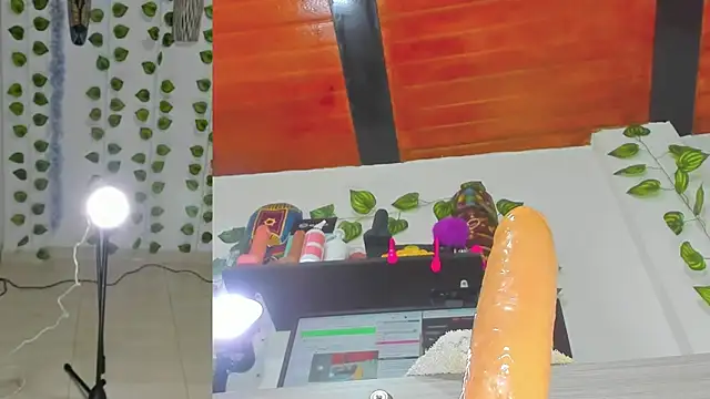 ailany_funny élő XXX-chatje