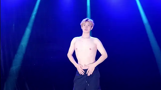 ALD-001 webcam show