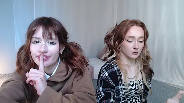 TeaseQueens Webcam show