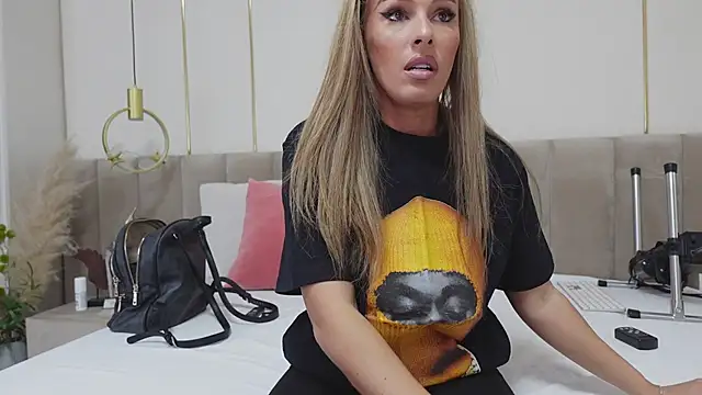 HaileyRoses' Live XXX Chat