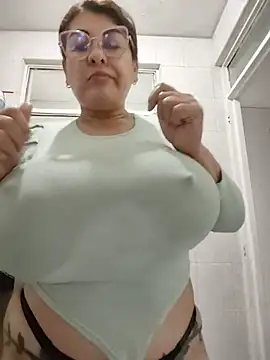 AlexxiaaMat Obrolan Langsung XXX