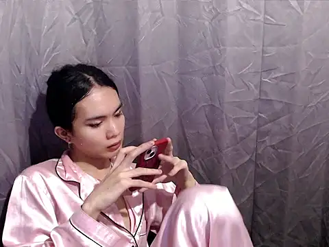devine_goddessのライブXXXチャット