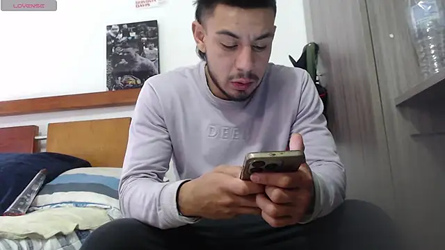 Taylor_DiamondBoy 라이브 XXX 채팅
