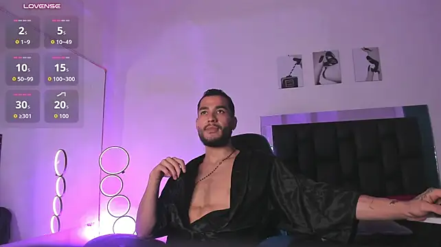 maxpower830 Live XXX Chat