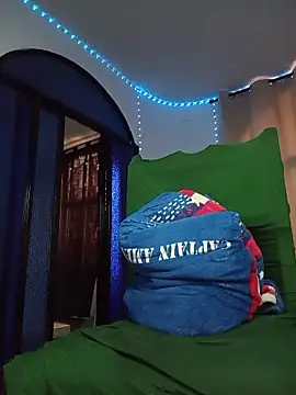 Онлайн чат XXX LucasGaeel
