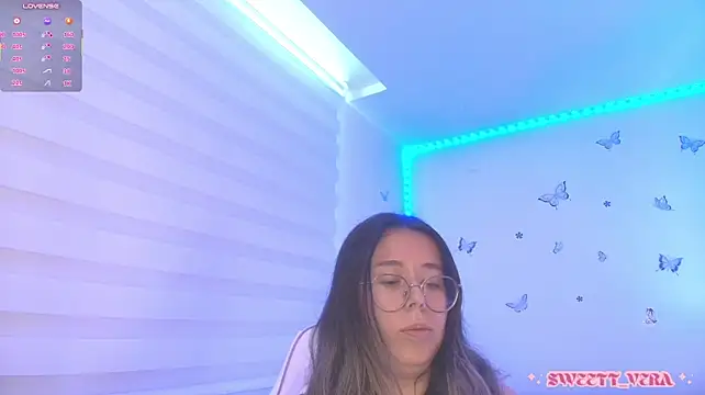 Chat +18 de sweettvera ao vivo