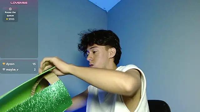 Chat +18 de Austinreedss ao vivo