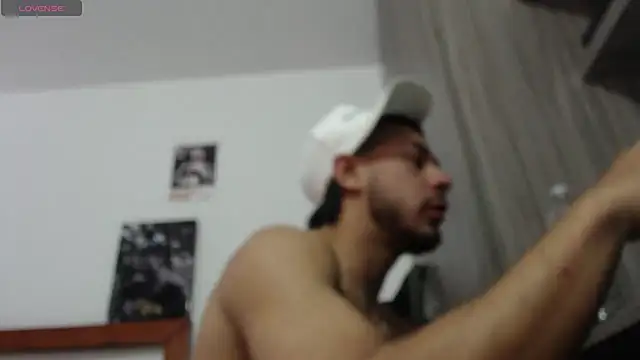 XXX chat uživo modela Taylor_DiamondBoy