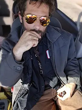 Sitonmyface2020@xh: απευθείας συνομιλία ΧΧΧ
