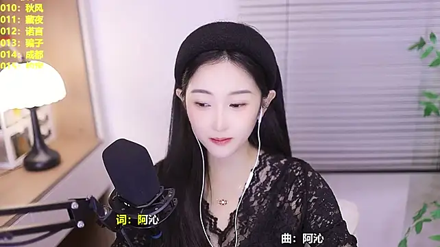 Singer-muzi Adlı Modelin Canlı XXX Sohbeti