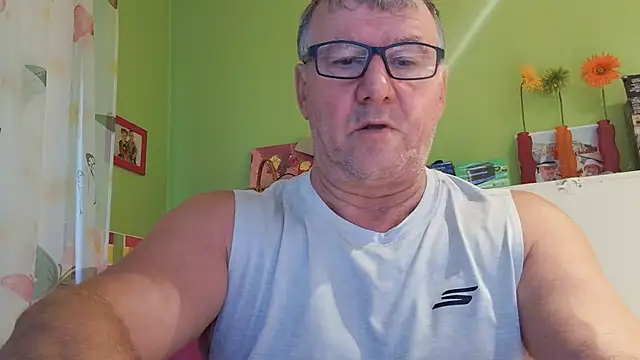 capitaine111's Live XXX Chat