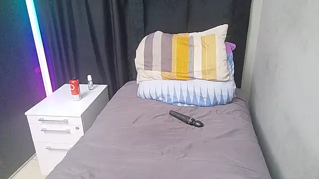 SpicedDove's Live XXX Chat
