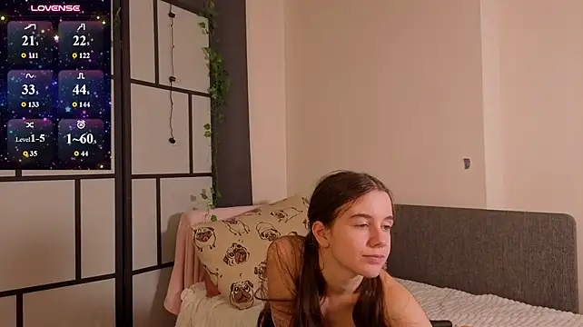 MyrtaMcclaney's Live XXX Chat