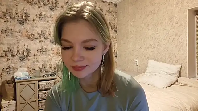 Chat +18 de KymberlyKarhoff ao vivo