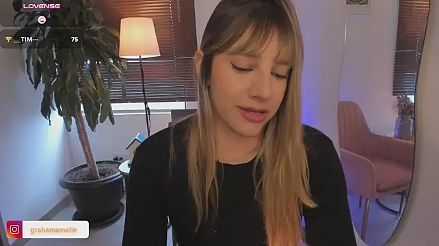 Chat +18 de ameliegraham ao vivo