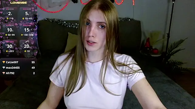 Lixxiii77's Live XXX Chat