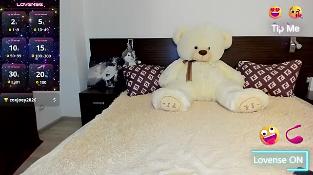 Hanna_Becrett17 Adlı Modelin Canlı XXX Sohbeti