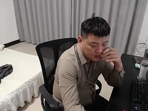 zhang1118 – Live XXX-chat