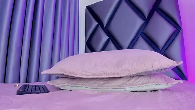 Chat +18 de Bby-pink ao vivo