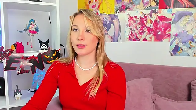 ElaraVoltage's Live XXX Chat