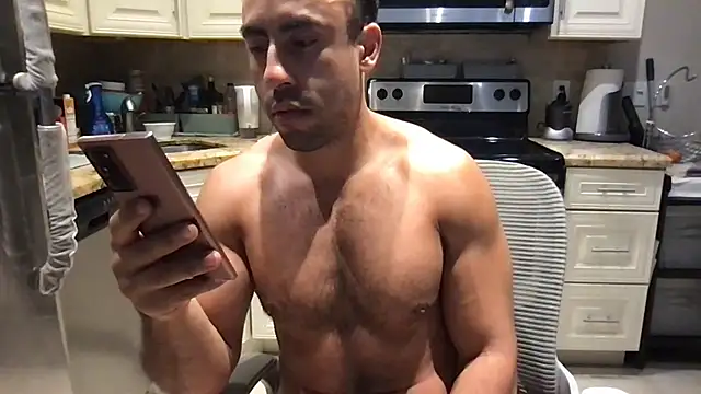צ'אט XXX בשידור חי של BigGuyMuscle