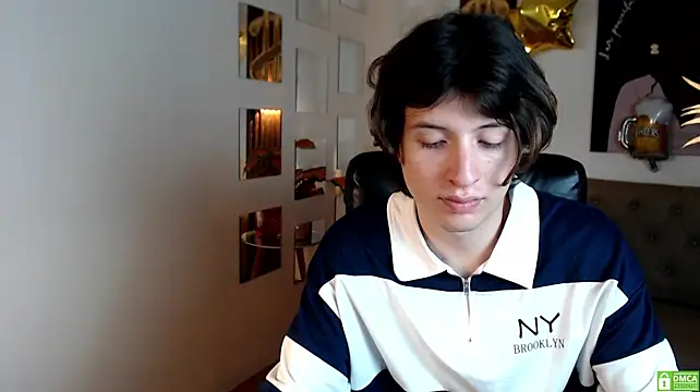 Marcoviolet live XXX chat