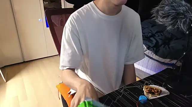 Czat XXX na żywo – 016giy