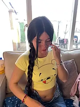 XXX chat uživo modela PamelaJonsom_