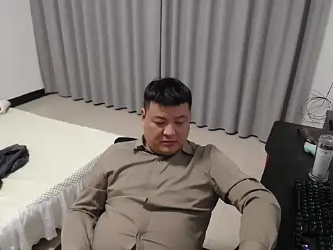 zhang1118 即時 XXX 聊天