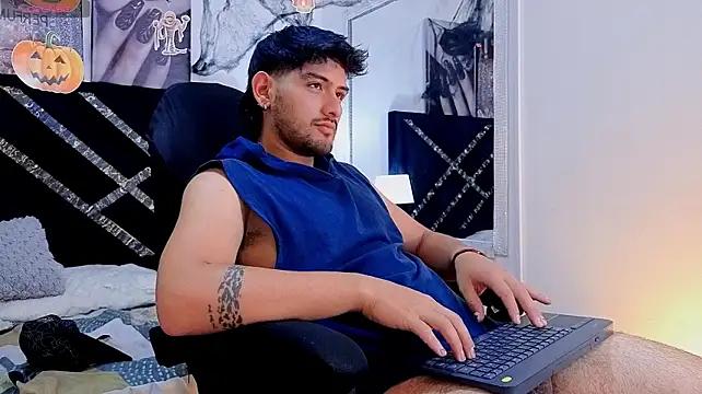 3MPI7ERNO Live XXX-chat