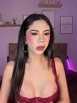 CassandraLovve live XXX chat