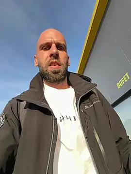 _oliver_it – Naživo XXX chat