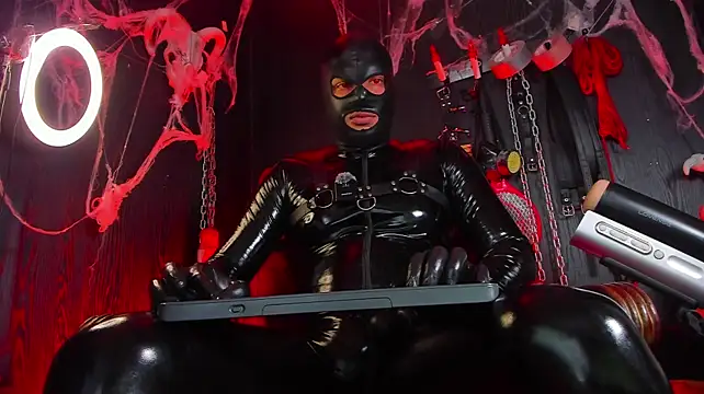 צ'אט XXX בשידור חי של Master_Connor_BDSM