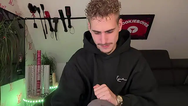 Cookieboy88's Live XXX Chat
