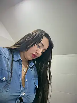 צ'אט XXX בשידור חי של _Sarah-Office1