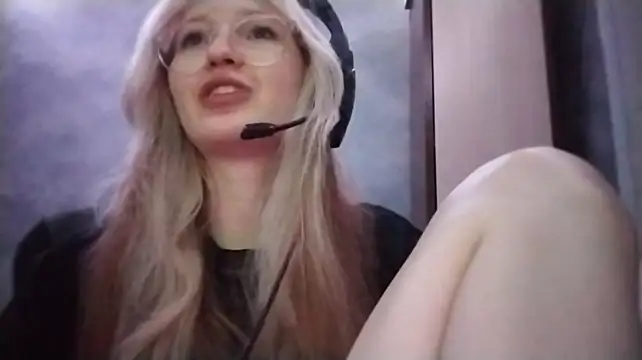 eliseida 现场XXX聊天