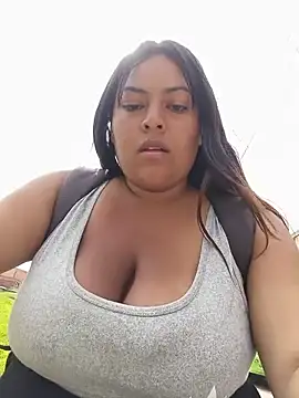 Chatroom XXX en direct de OUTDOORS_VELEN