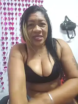 Tocameamorn Live XXX chat