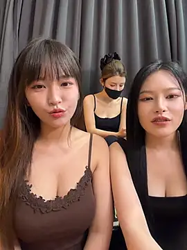 tutuya01 Adlı Modelin Canlı XXX Sohbeti