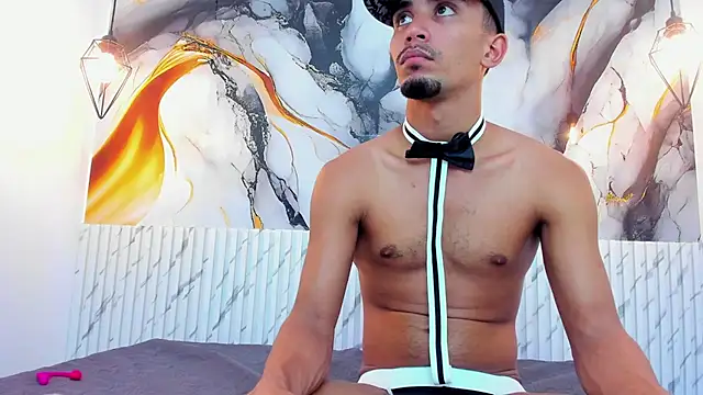 DrakeFoxx Live XXX-Chat