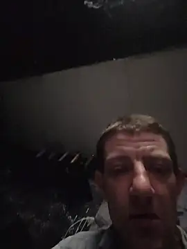 XXX chat uživo modela billcracky