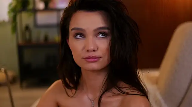 Lena_Laurent Chat XXX in diretta