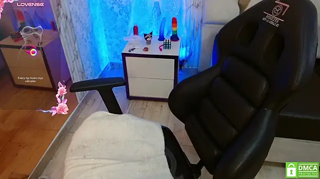 OLIIVER_TAY élő XXX-chatje