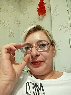 Vika1111 লাইভ XXX চ্যাট